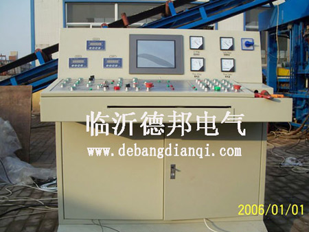 PLC、觸摸屏控制系統(tǒng)214